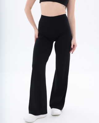 CloudForm Straight Leg Pant - Black